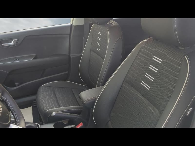 KIA Stonic d’occasion à vendre à GAP chez CARAUTO SERVICES (Photo 15)