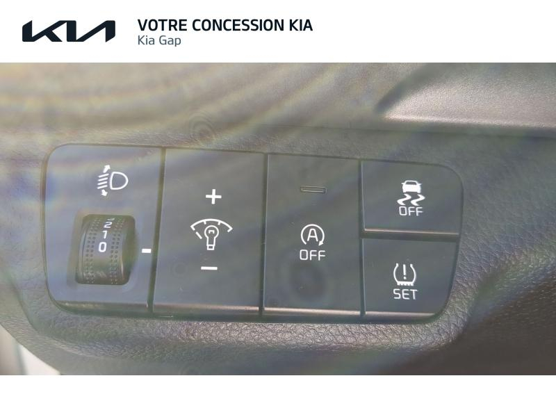 KIA Stonic d’occasion à vendre à GAP chez CARAUTO SERVICES (Photo 8)