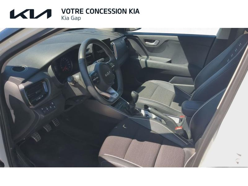 KIA Stonic d’occasion à vendre à GAP chez CARAUTO SERVICES (Photo 7)