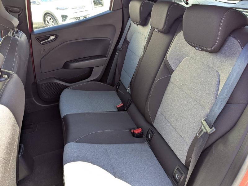 RENAULT Clio d’occasion à vendre à GAP chez CARAUTO SERVICES (Photo 11)