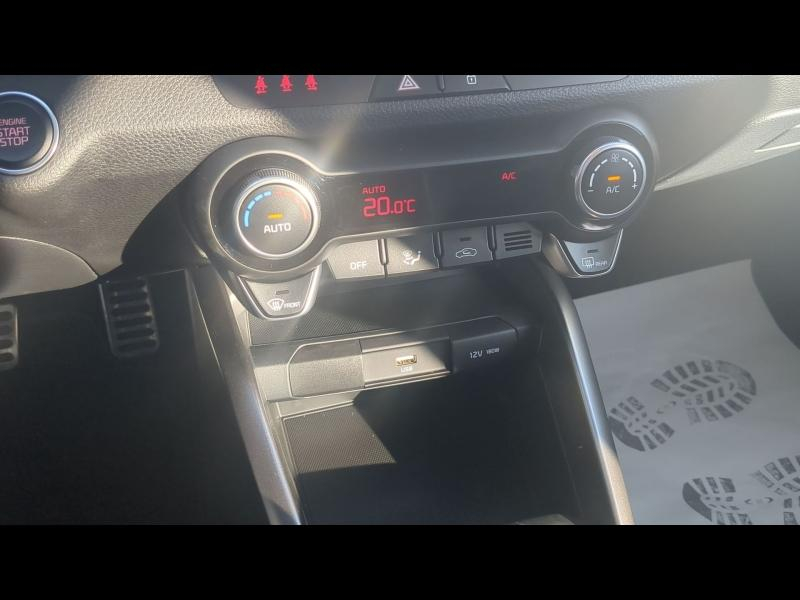 KIA Stonic d’occasion à vendre à GAP chez CARAUTO SERVICES (Photo 19)